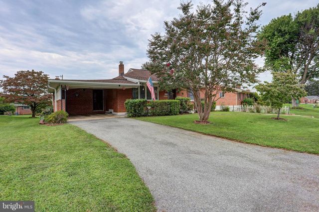 2239 BEVERLY DR, Hagerstown, MD 21740
