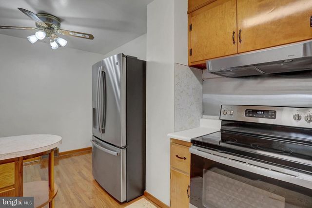 2239 BEVERLY DR, Hagerstown, MD 21740