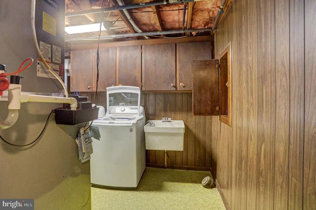 2239 BEVERLY DR, Hagerstown, MD 21740