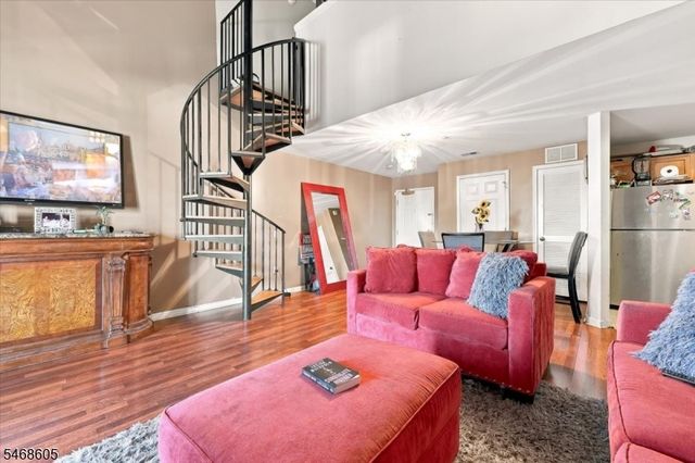 39 Union St 406, Hackensack City, NJ 07601