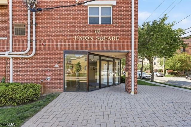 39 Union St 406, Hackensack City, NJ 07601