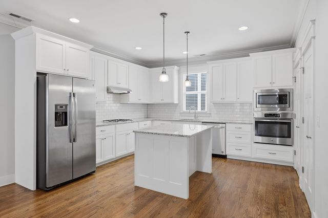 909 Spinnaker Way, Chattanooga, TN 37402