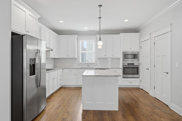 909 Spinnaker Way, Chattanooga, TN 37402