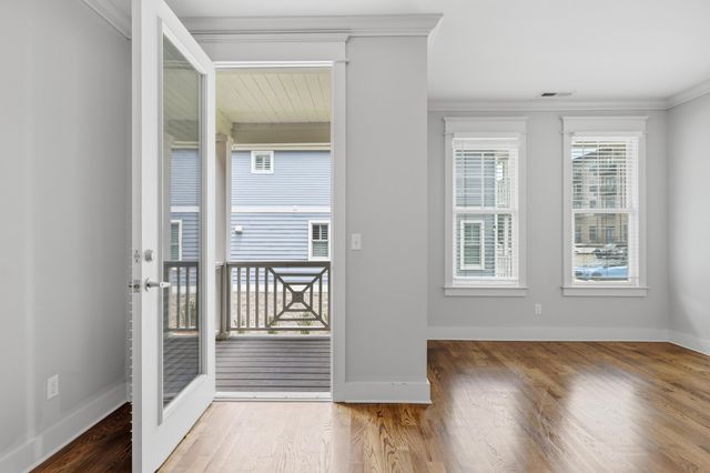 909 Spinnaker Way, Chattanooga, TN 37402