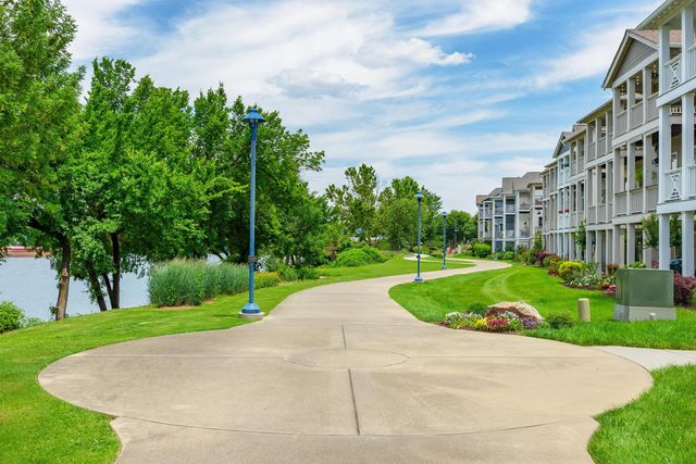 909 Spinnaker Way, Chattanooga, TN 37402