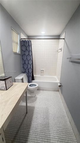 9375 Fontainebleau Blvd L304, Miami, FL 33172