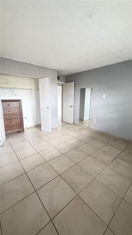 9375 Fontainebleau Blvd L304, Miami, FL 33172