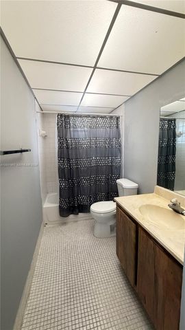 9375 Fontainebleau Blvd L304, Miami, FL 33172