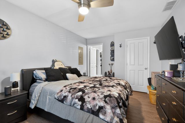 1831 Brent Street, Paris, KY 40361
