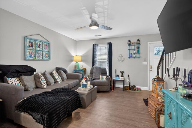 1831 Brent Street, Paris, KY 40361