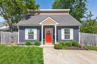 1831 Brent Street, Paris, KY 40361