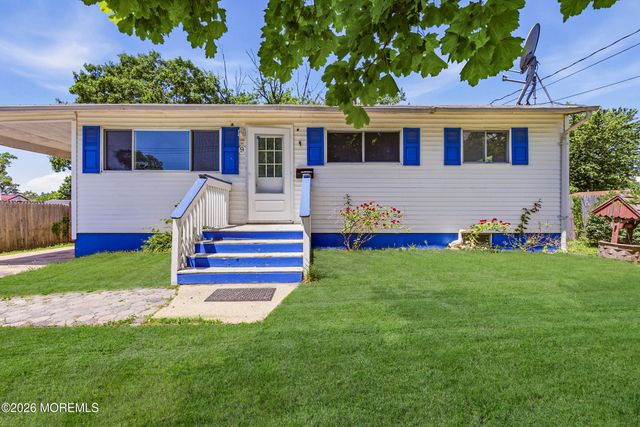 9 Annapolis Road, Toms River, NJ 08757