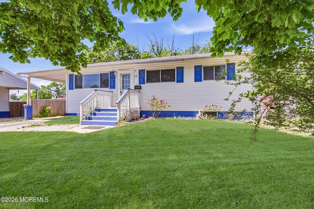 9 Annapolis Road, Toms River, NJ 08757