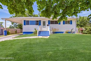 9 Annapolis Road, Toms River, NJ 08757
