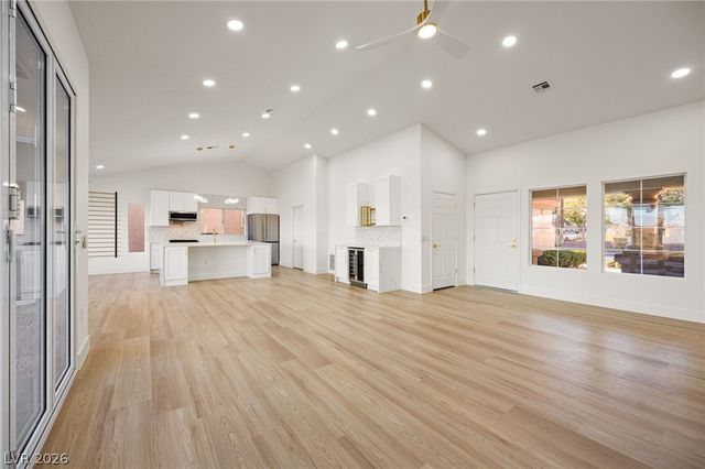 2808 Crown Ridge Drive, Las Vegas, NV 89134