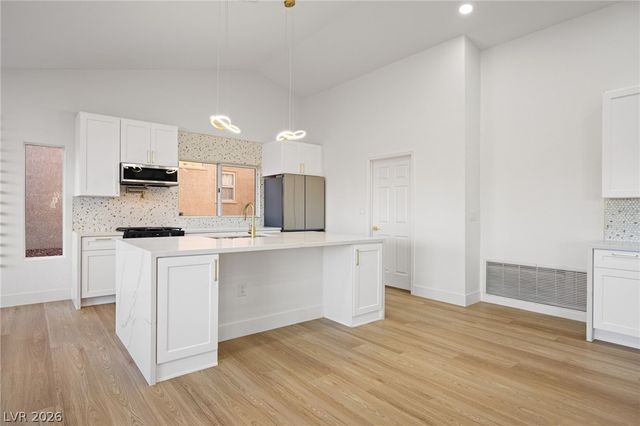 2808 Crown Ridge Drive, Las Vegas, NV 89134