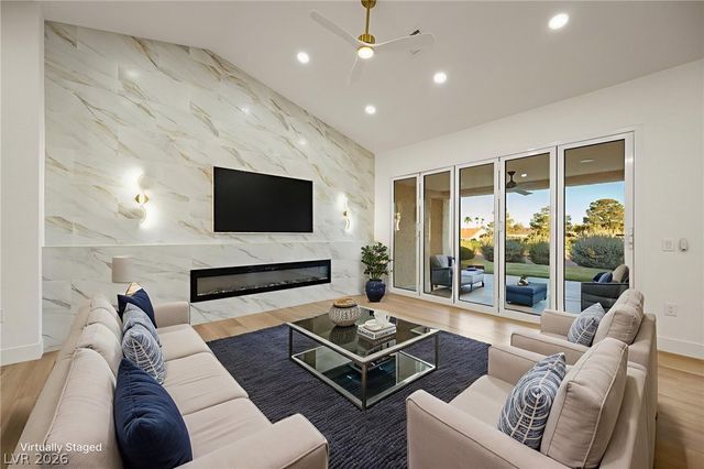 2808 Crown Ridge Drive, Las Vegas, NV 89134