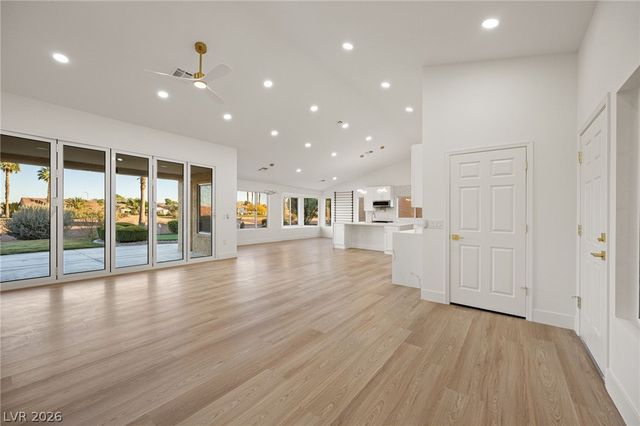 2808 Crown Ridge Drive, Las Vegas, NV 89134