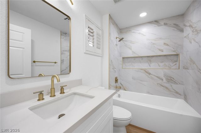 2808 Crown Ridge Drive, Las Vegas, NV 89134