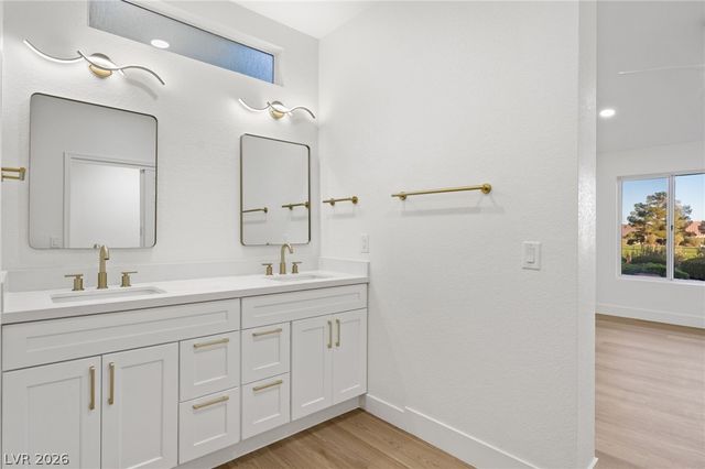 2808 Crown Ridge Drive, Las Vegas, NV 89134