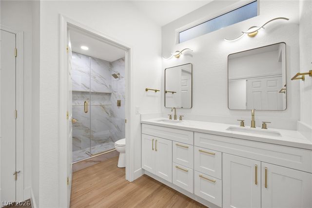 2808 Crown Ridge Drive, Las Vegas, NV 89134