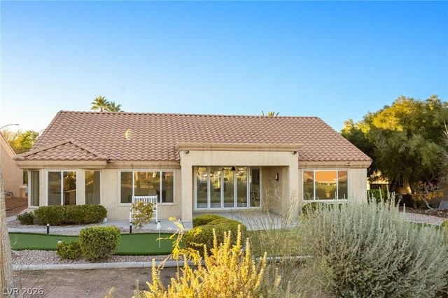 2808 Crown Ridge Drive, Las Vegas, NV 89134