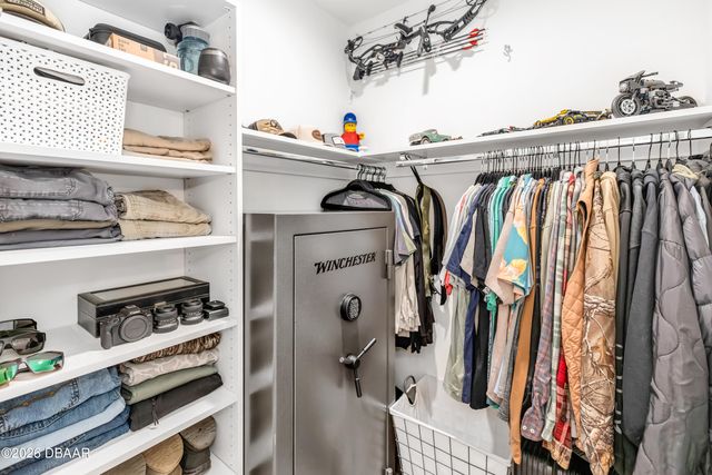 1978 10th Avenue, Deland, FL 32724