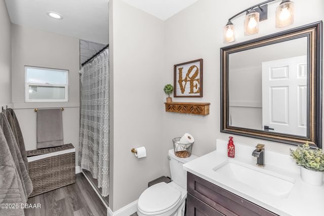 1978 10th Avenue, Deland, FL 32724