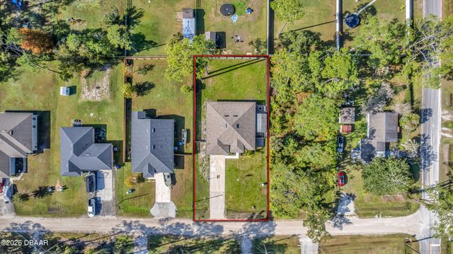 1978 10th Avenue, Deland, FL 32724