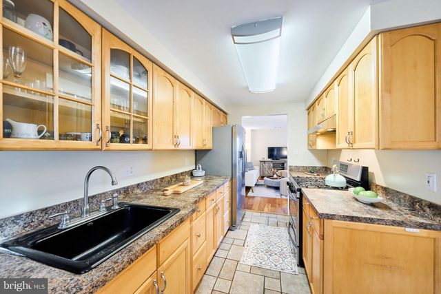 14329 WATERY MOUNTAIN CT, Centreville, VA 20120