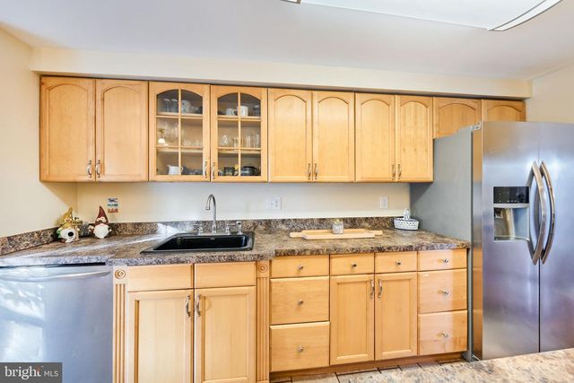 14329 WATERY MOUNTAIN CT, Centreville, VA 20120