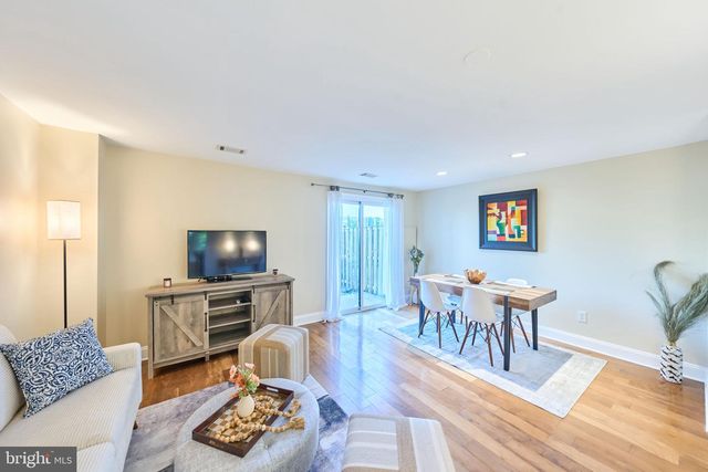 14329 WATERY MOUNTAIN CT, Centreville, VA 20120