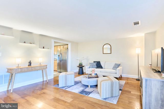 14329 WATERY MOUNTAIN CT, Centreville, VA 20120