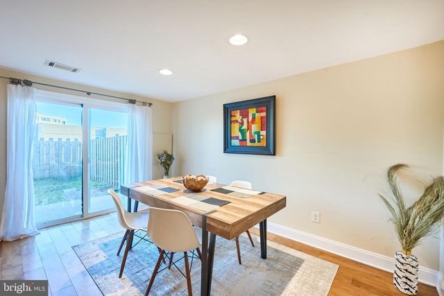 14329 WATERY MOUNTAIN CT, Centreville, VA 20120