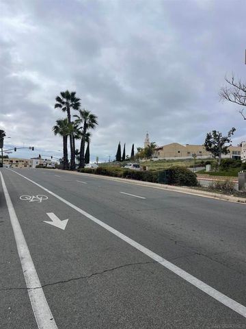 7841 El Cajon Blvd, La Mesa, CA 91942