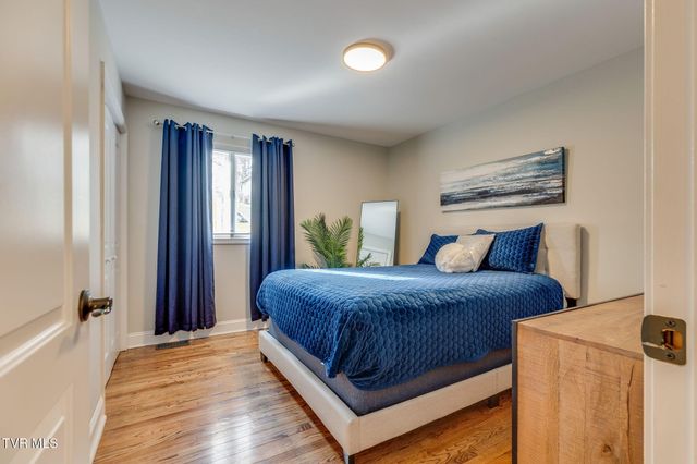 3706 Kimrod Drive, Johnson City, TN 37601