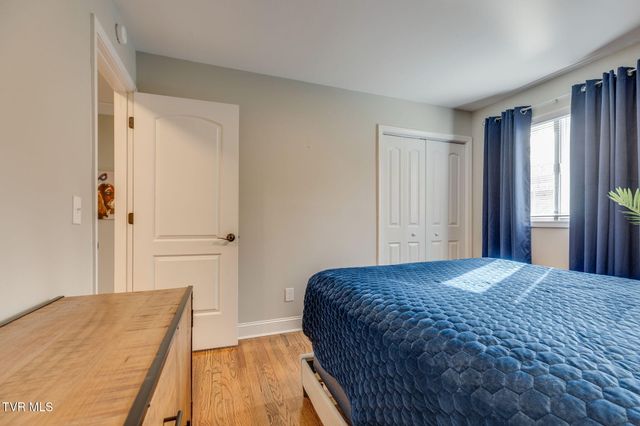 3706 Kimrod Drive, Johnson City, TN 37601