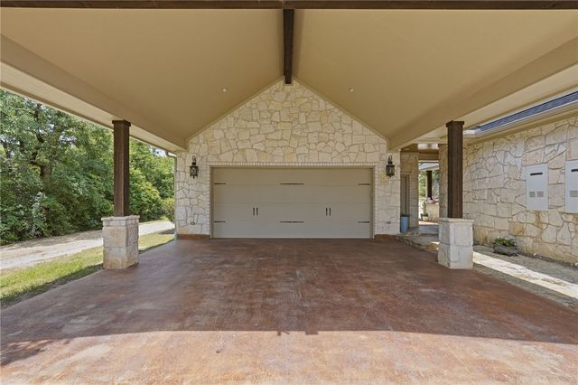 6740 Koppe Bridge Road, College Station, TX 77845