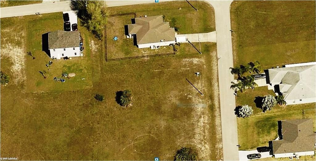 2828 NE 1st PL, CAPE CORAL, FL 33909 — photo 2