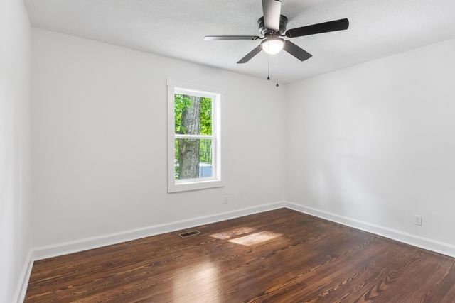 1106 Ashmore Avenue, Chattanooga, TN 37415