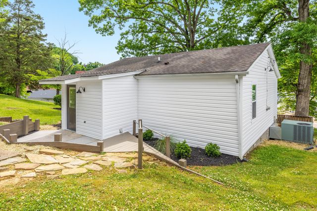 1106 Ashmore Avenue, Chattanooga, TN 37415