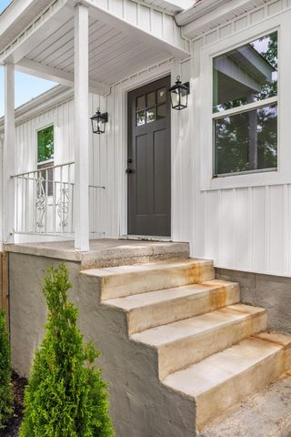 1106 Ashmore Avenue, Chattanooga, TN 37415
