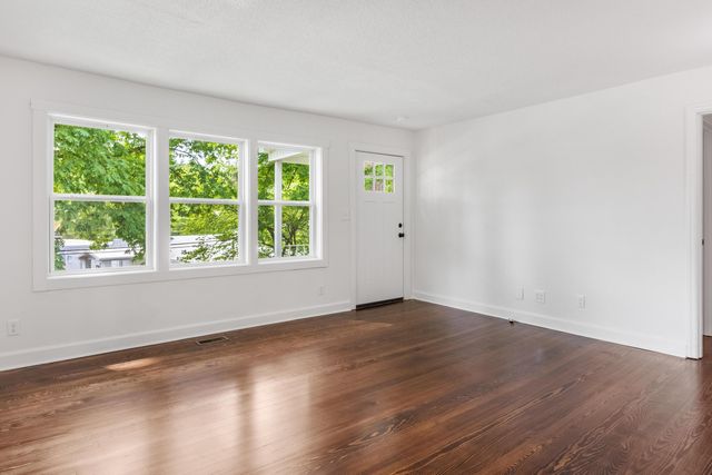 1106 Ashmore Avenue, Chattanooga, TN 37415