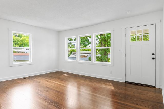 1106 Ashmore Avenue, Chattanooga, TN 37415
