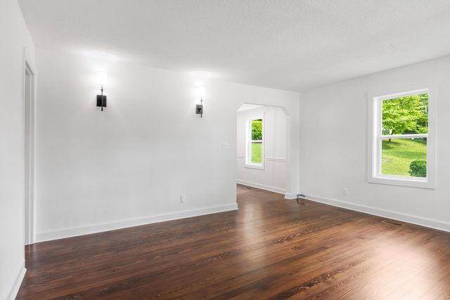 1106 Ashmore Avenue, Chattanooga, TN 37415
