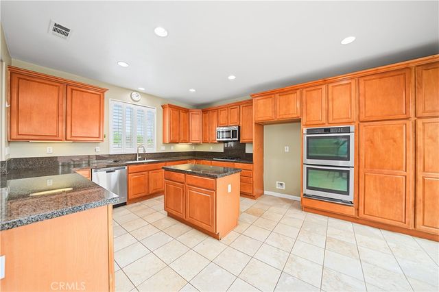 13855 Reposa Court, Eastvale, CA 92880