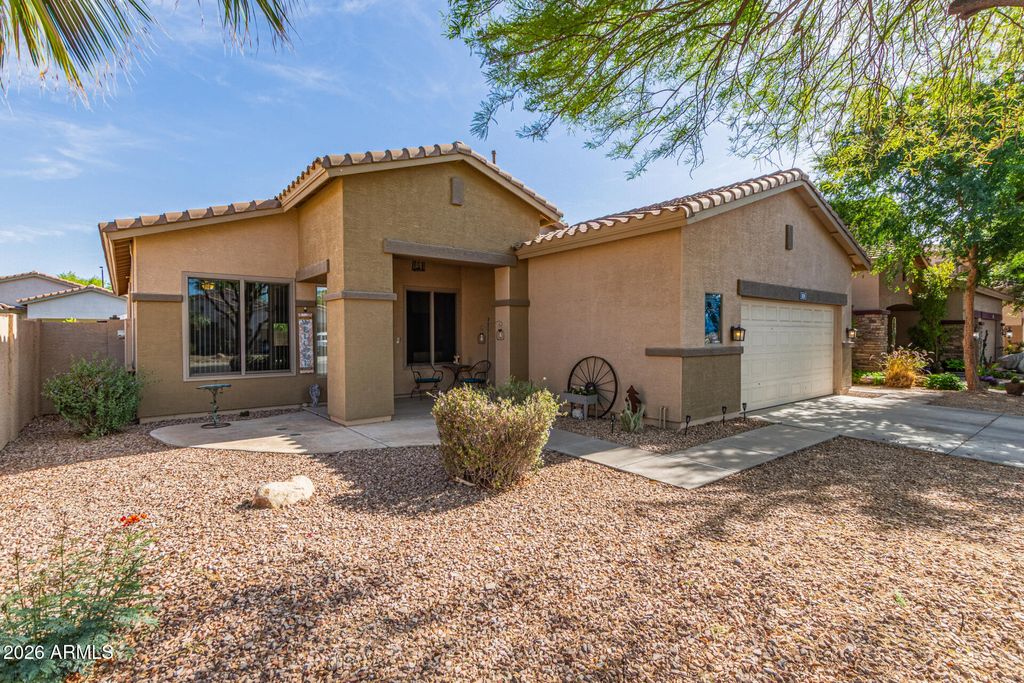 839 E LEO Place, Chandler, AZ 85249 — photo 2