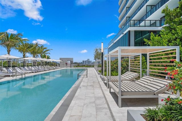 580 72nd St 1402, Miami Beach, FL 33141