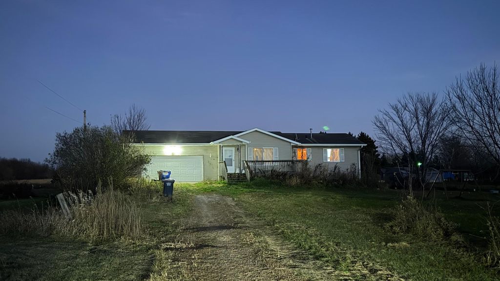 33545 Oriole Avenue, Chisago Lake Twp, MN 55045