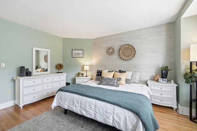 31 Wildrose Ave, Worcester, MA 01602